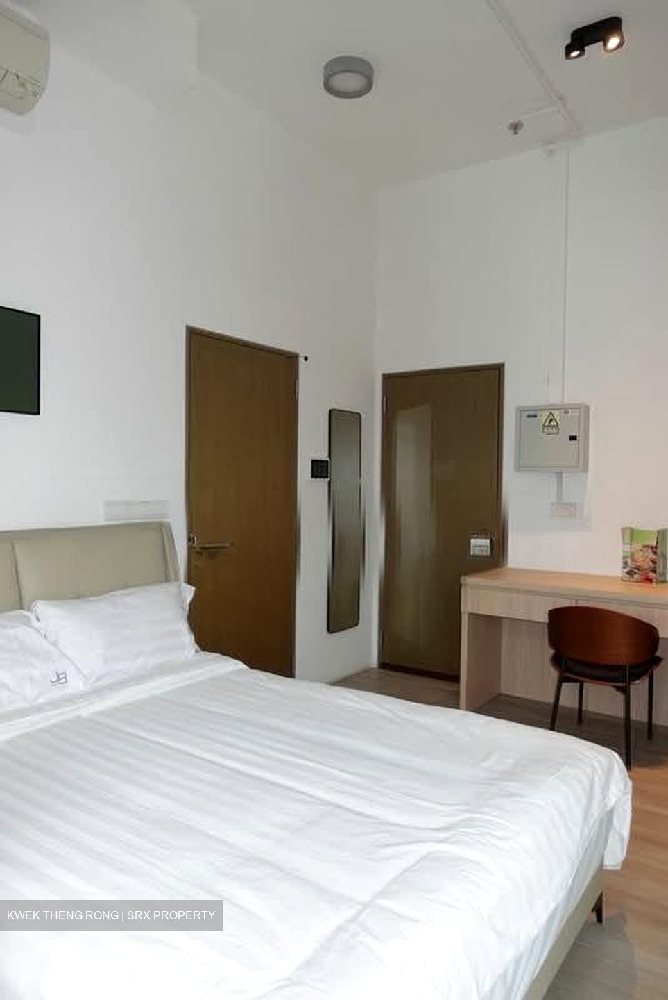 J8 Suite (D8), Apartment #555666441